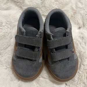Old school toddler vans, size 5.5